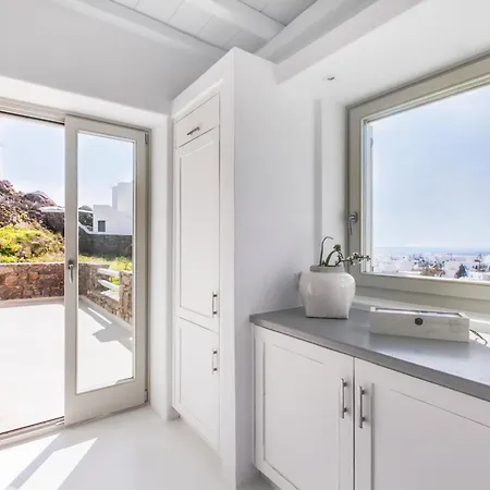 וילה Breathtaking 6 Bed In